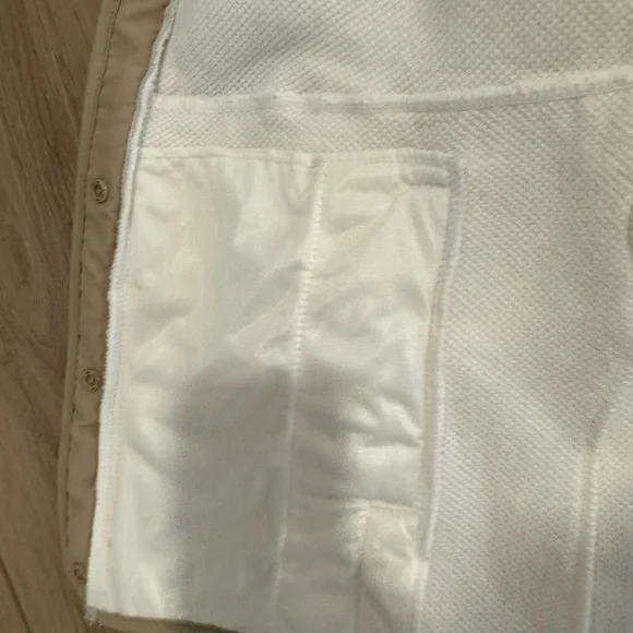 32 Degrees White and Camel Snap Front Sherpa Jacket - Picture 6 of 9